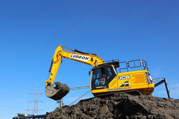 Luddon goes green with HVO fuelled JCB X-Series