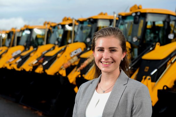 150 Jobs up for grabs as JCB Apprentice and Graduate Schemes open for 2023