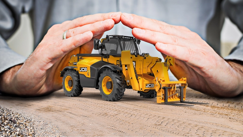 27001 Powertrain hands 4_16_9