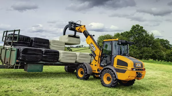 TM220 Agri