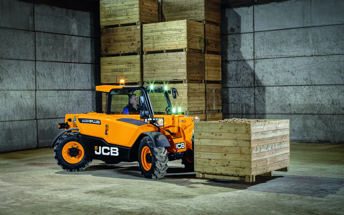 A_THL_525-60_AGRI-PLUS_4 Stage V