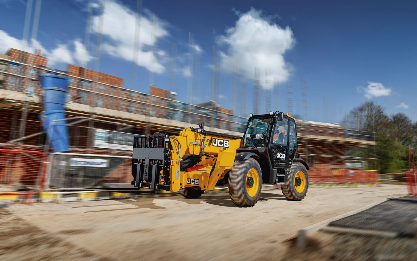 540-140 with Precision Placer - roading
