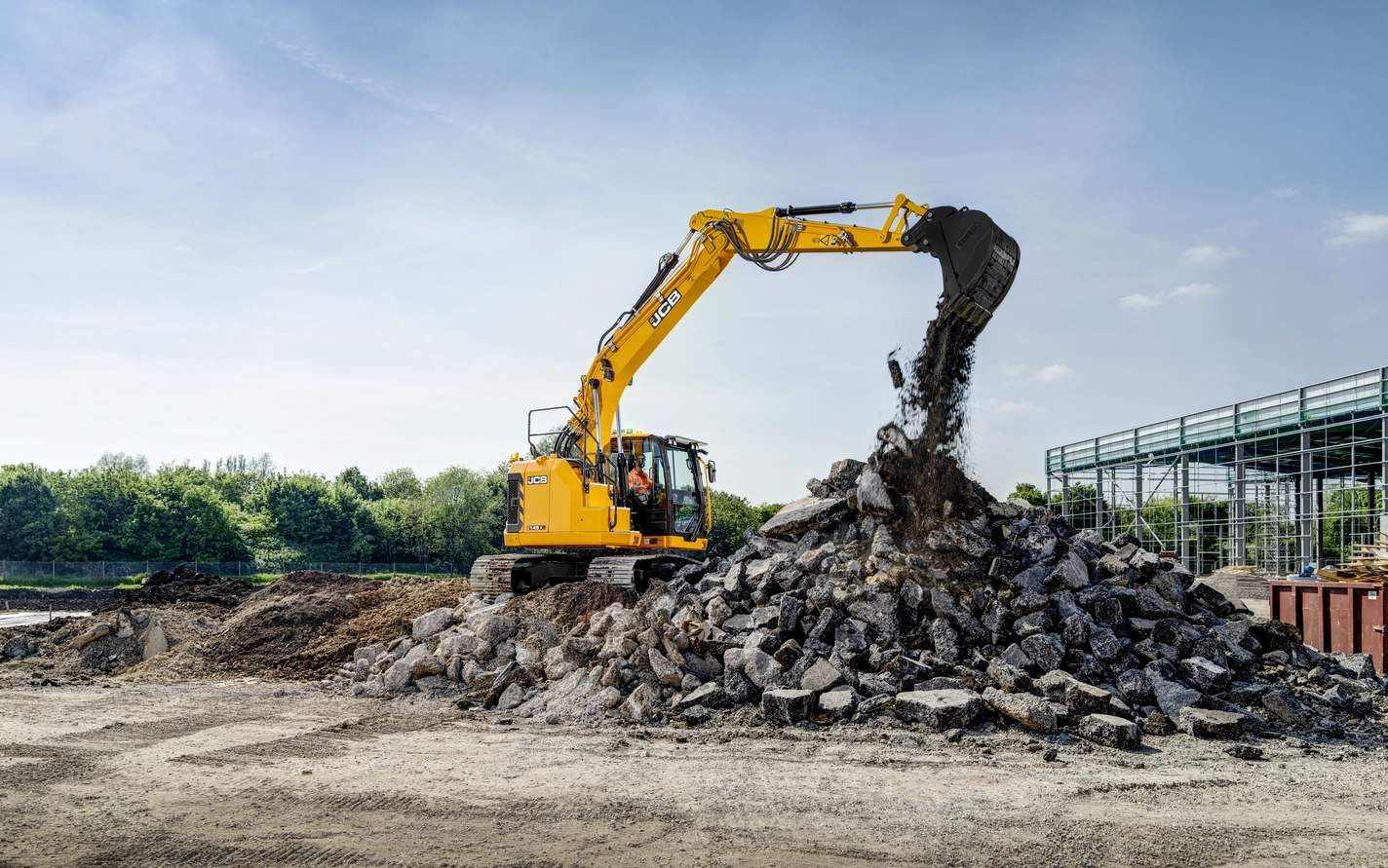 145XR reduced tailswing X series tracked excavator 