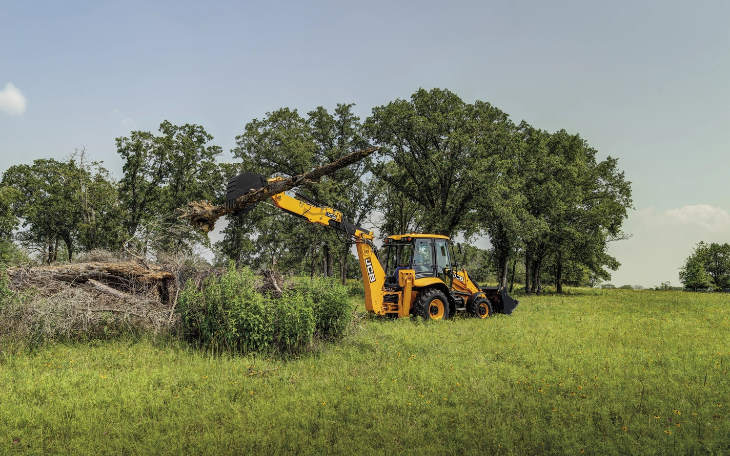 3CX Plus Backhoe Loader P995-B Application 3