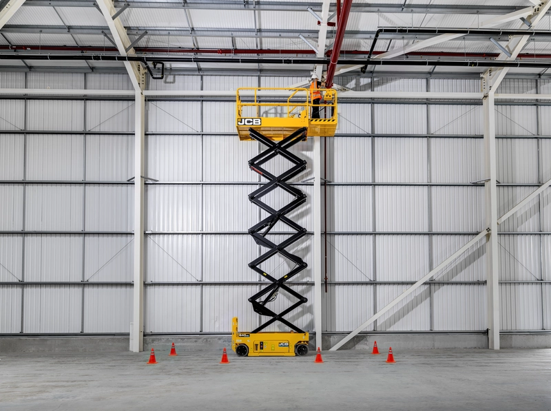 S4046E Electric Drive Scissor Lift in Construction Application