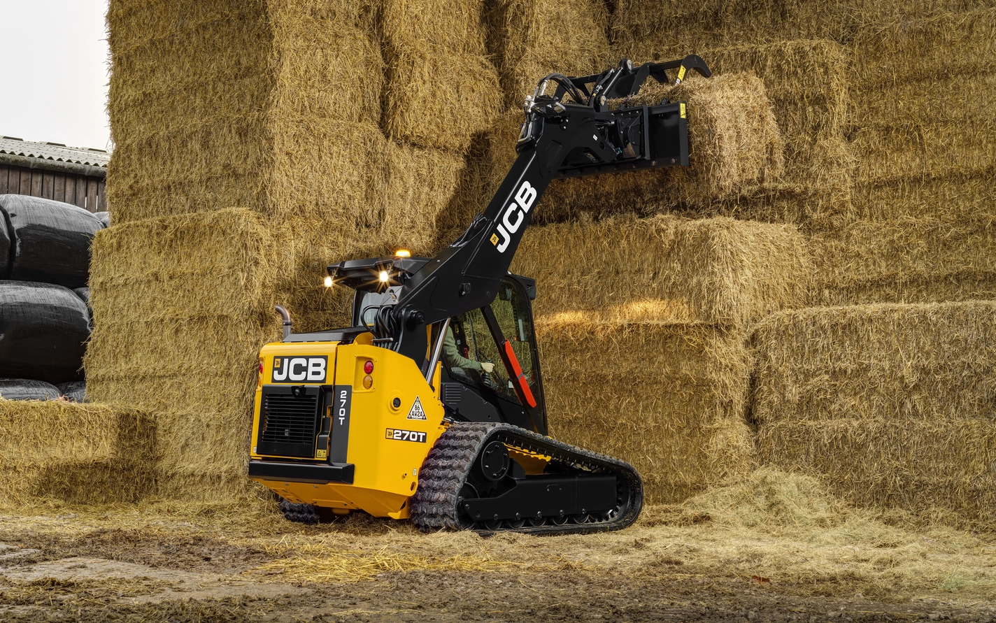 Stage V 270T Compact Tracked Loader Application Image