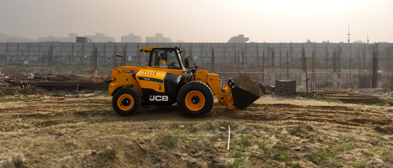 540-70-Telehandler-Banner_2666x1332