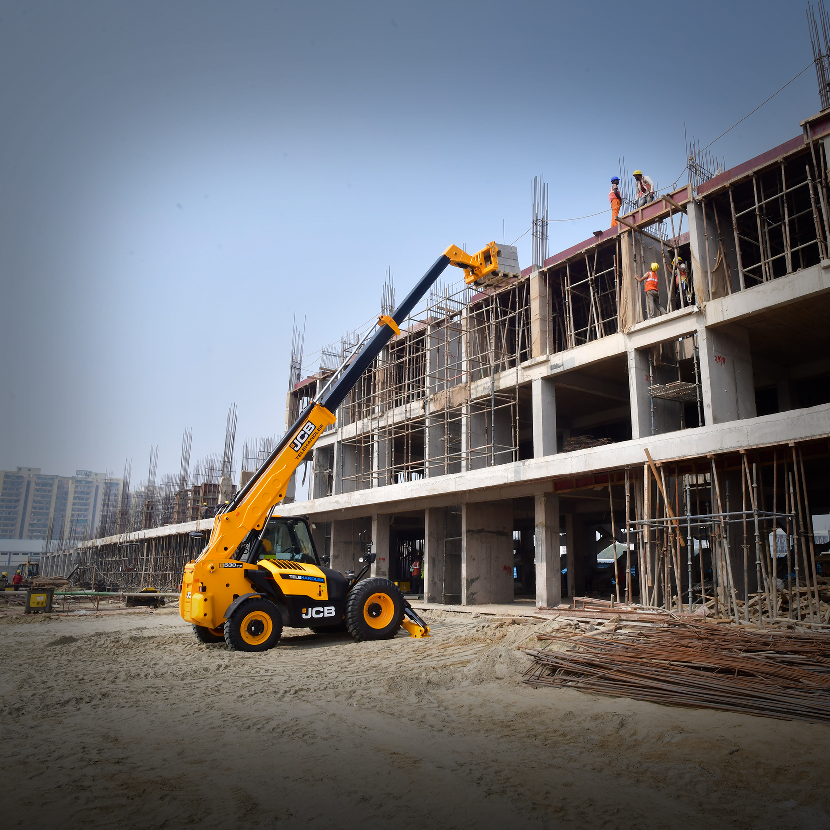 530-110 Telehandler Stage V Thumbnail