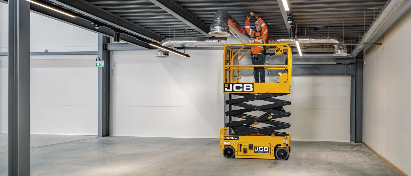 S1932E Electric Drive Access Platform