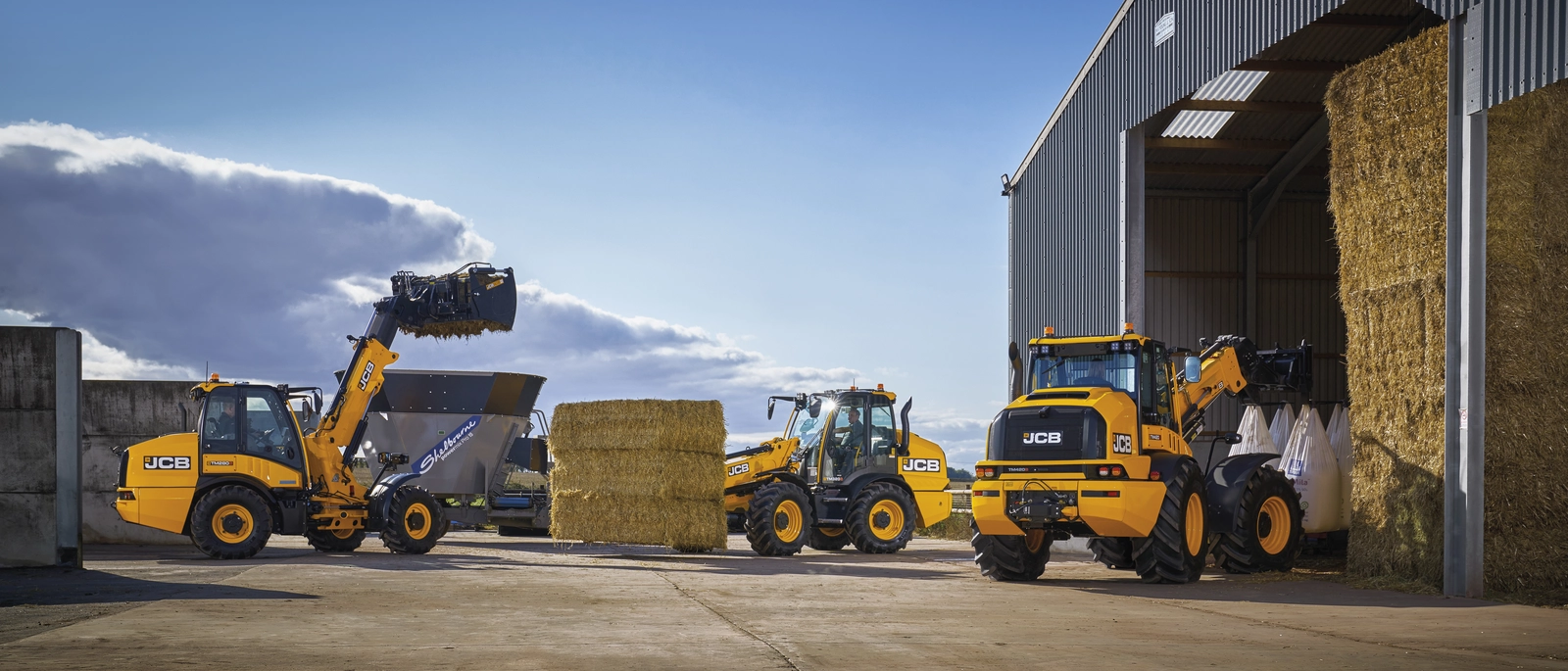 TM280S, TM320S and TM420S working together in a yard