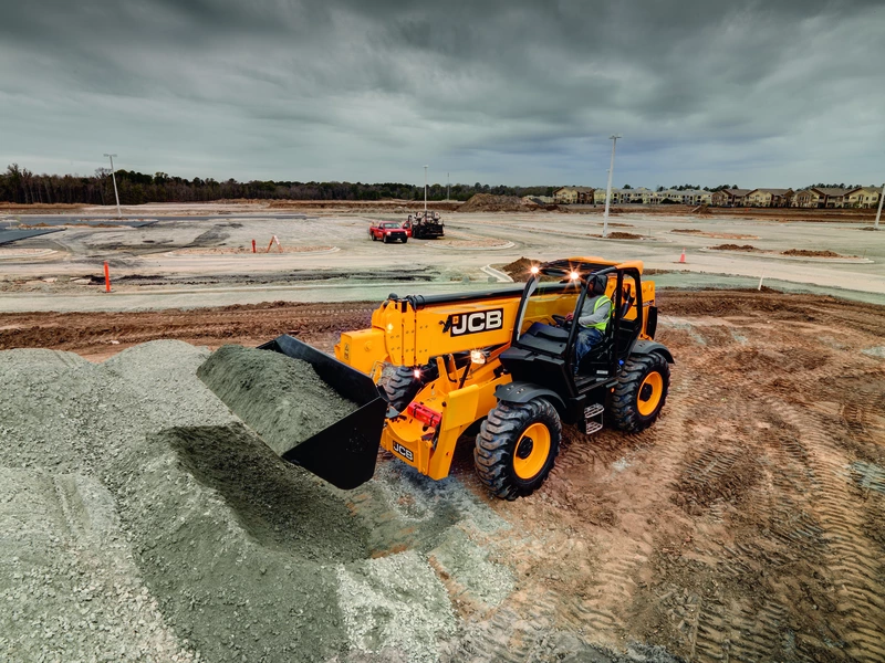 512-56 - Telescopic Handler - T4F - Application Image 