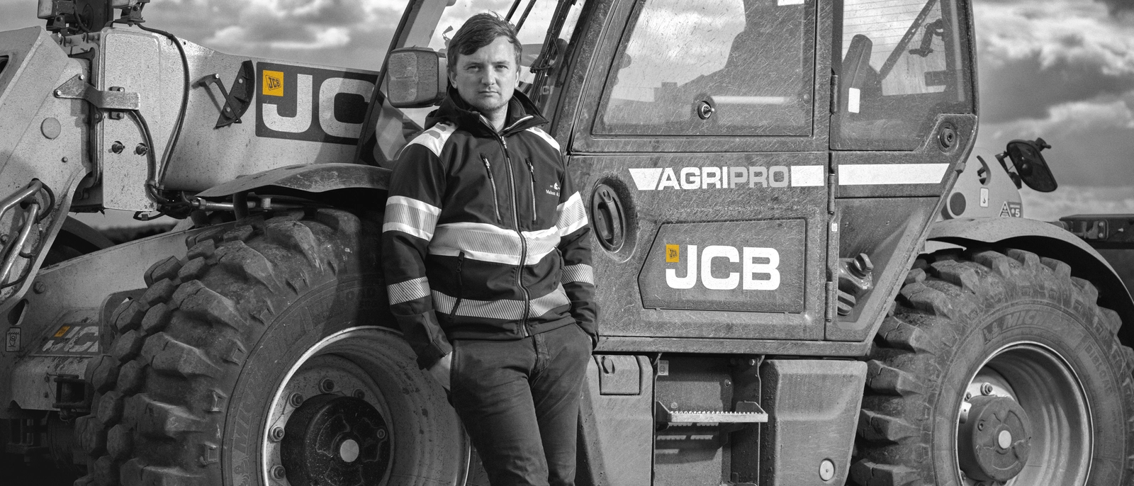 21x9 Always by your side Leo Mahon Loadall Brand Campaign