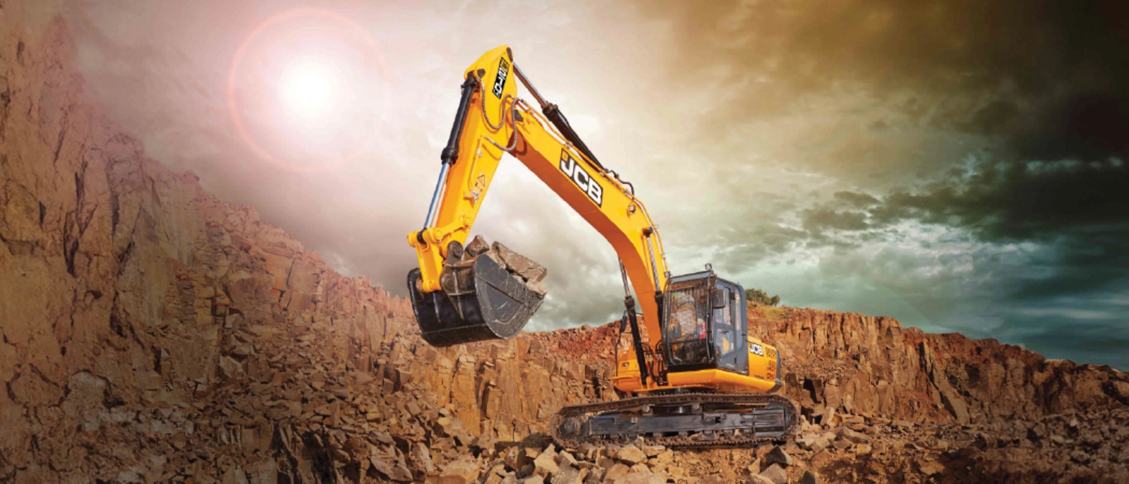 210LC - Excavator - Application - 1050x450