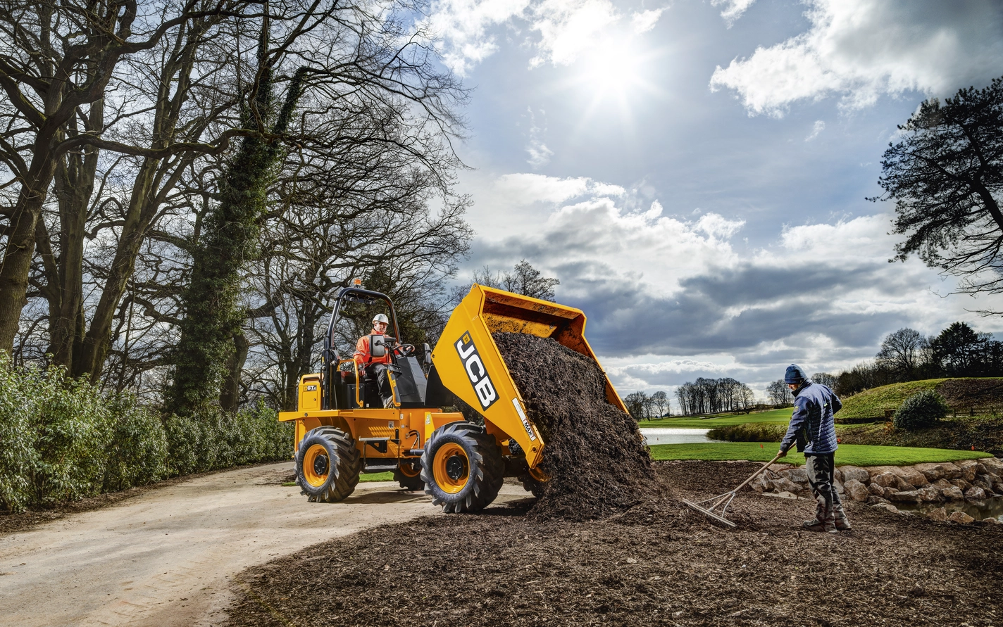 6T Site Dumper Front Tip – Application Golf course
