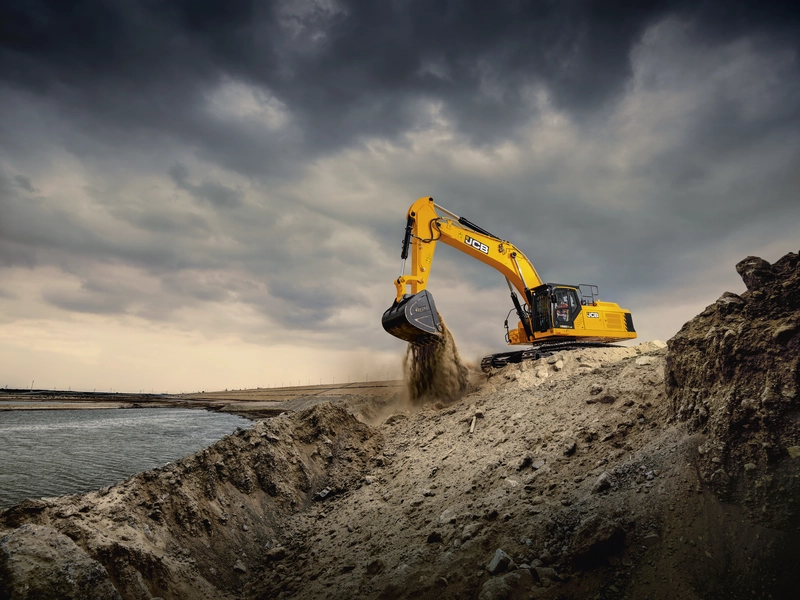 520X - Heavy Excavator -  Non Legislation - Overburden Removal