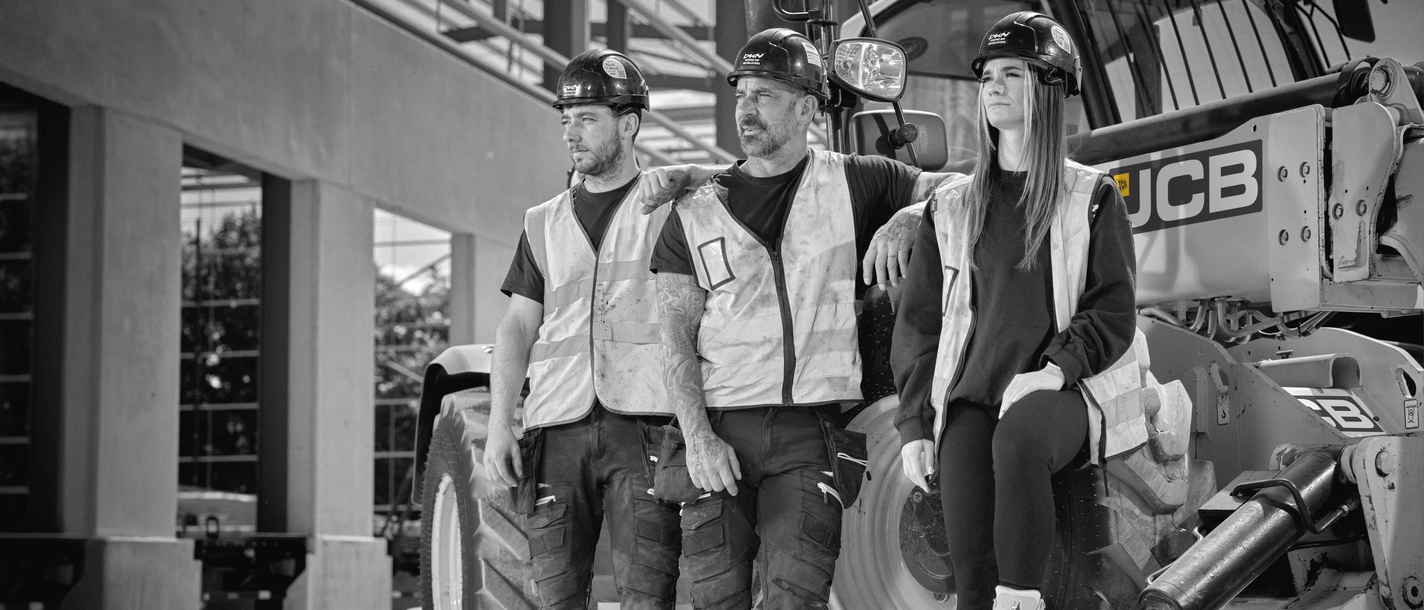 21x9 - Always By Your Side - Loadall Brand Campaign - Image 4