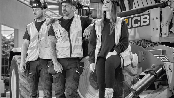 3x2 - Always By Your Side - Loadall Brand Campaign - Image 4