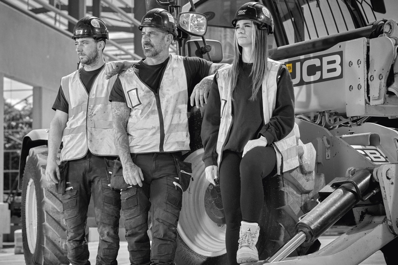 3x2 - Always By Your Side - Loadall Brand Campaign - Image 4