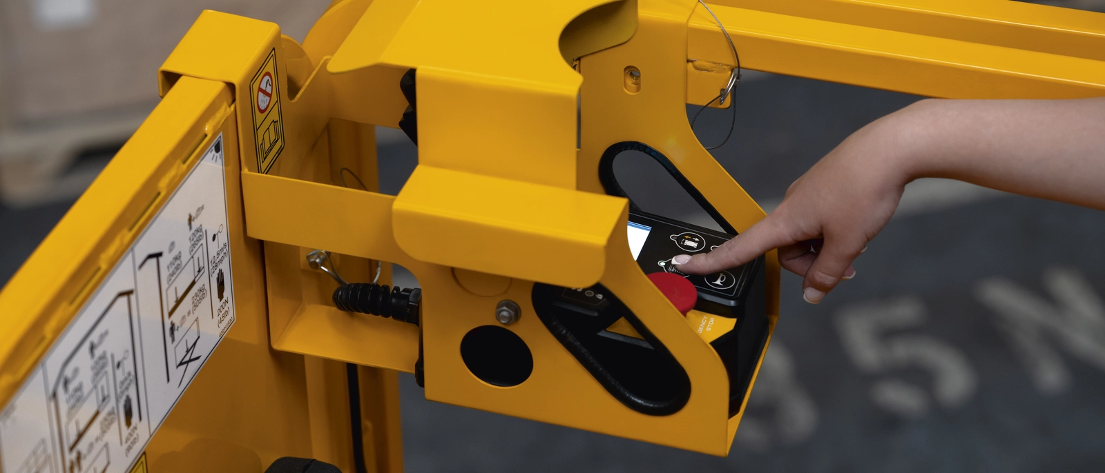 JCB ALTURA - Access attachments - ALTURA S-Shield 