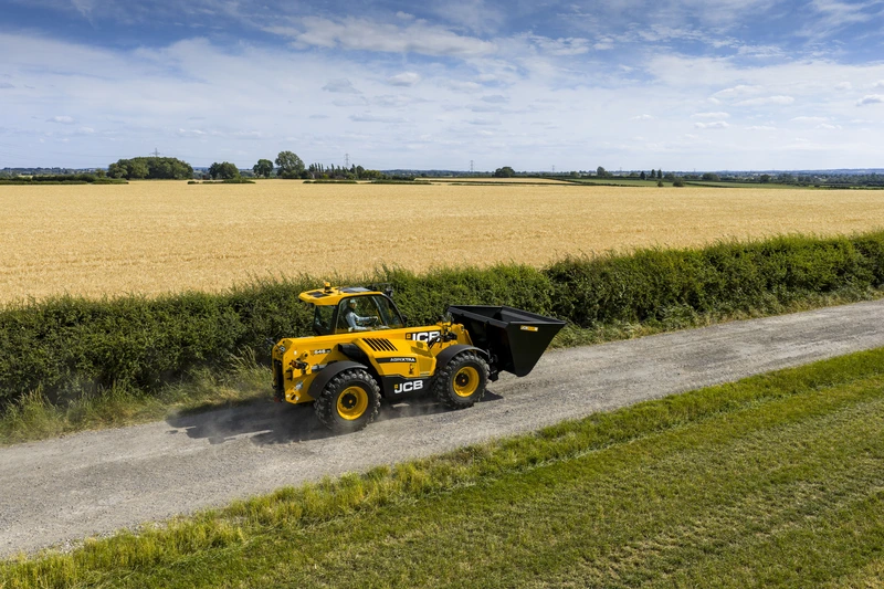 546-70-Agricultural Telescopic Handler-Stage V-Application Imagery