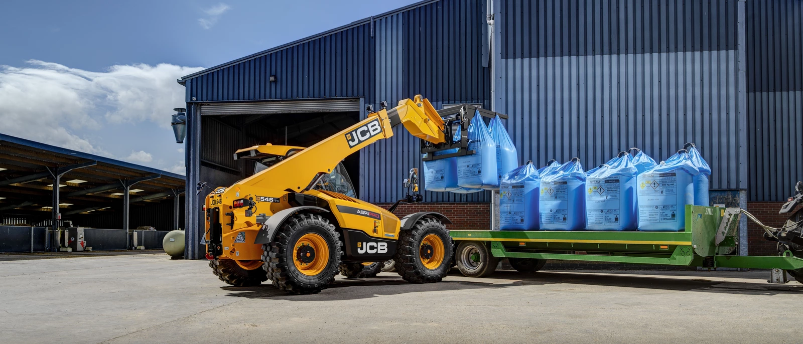 546-70-Agricultural Telescopic Handler-Stage V-Application Imagery