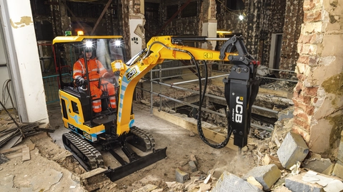 19C-1E - Mini Excavator - Long Range 7
