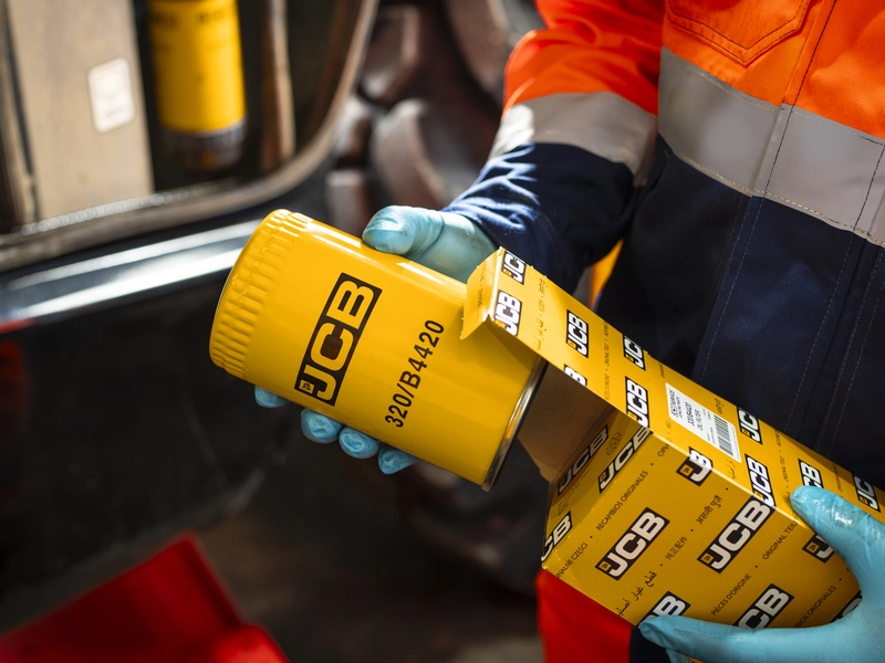 JCB Filter - Service Image - 4x3 - Web Asset