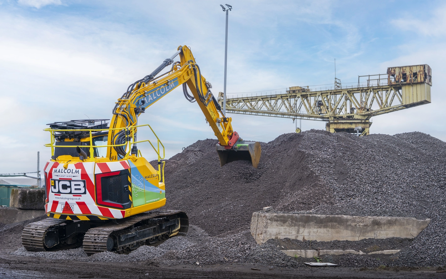 The Malcolm Group - Tracked Excavator - Blog Image 1