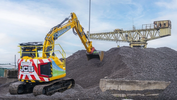 The Malcolm Group - Tracked Excavator - Blog Image 1