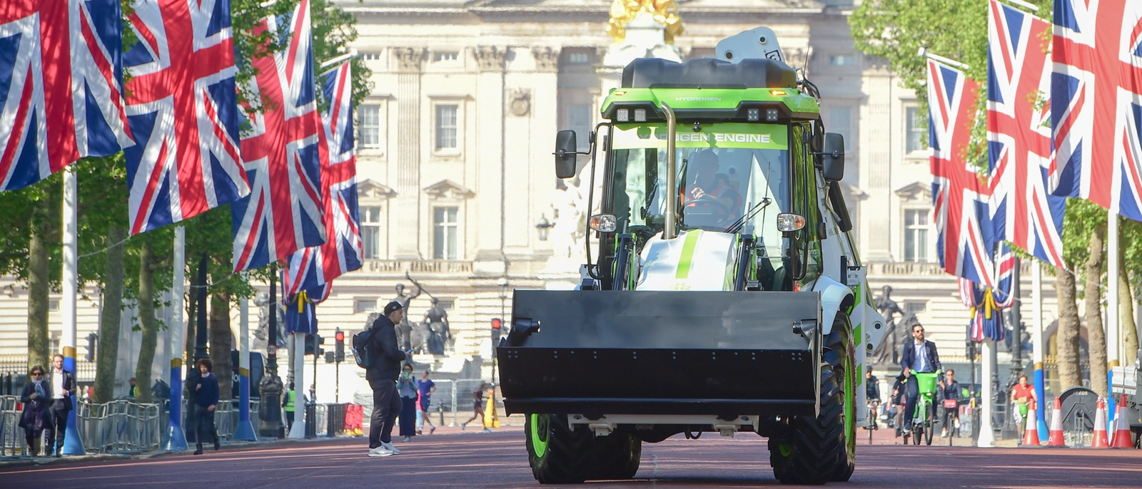 Hydrogen Backhoe Loader outside of Buckingham Palace