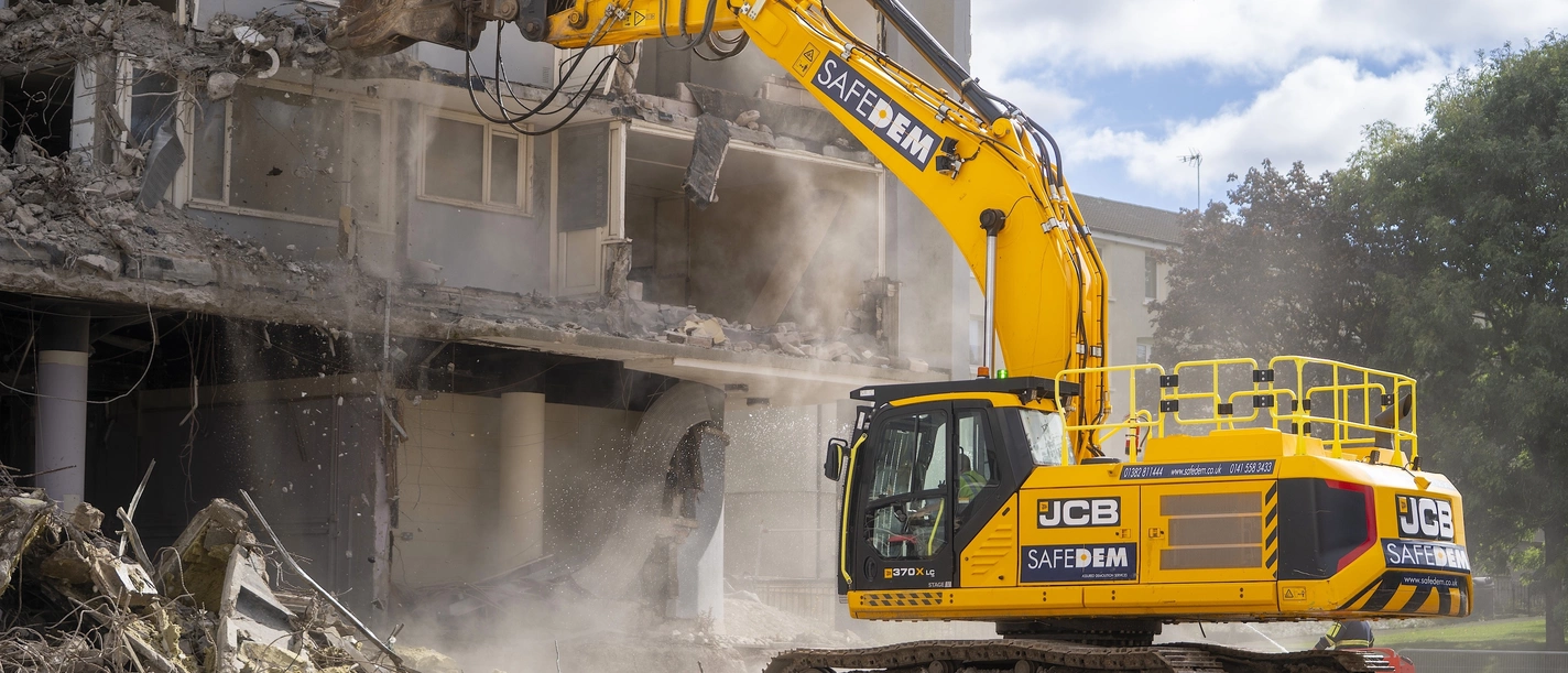 en-gb 370X Safedem demolition