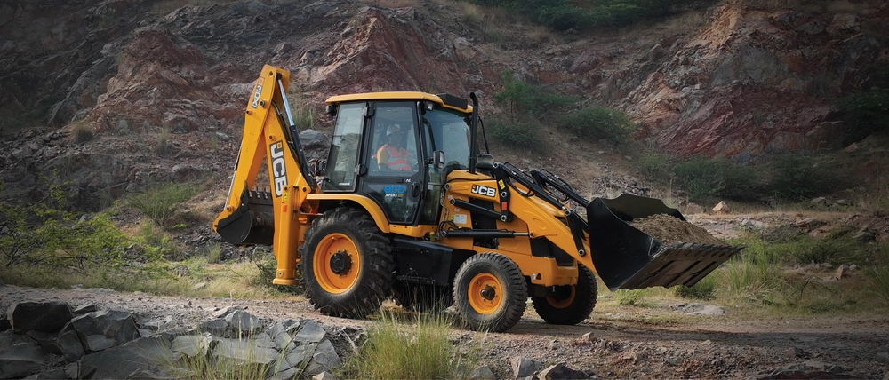 3DX PLUS Backhoe Loader Stage V