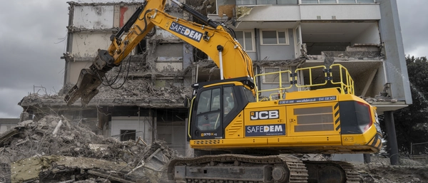 Safedem - Tracked Excavator - Blog - Image 1