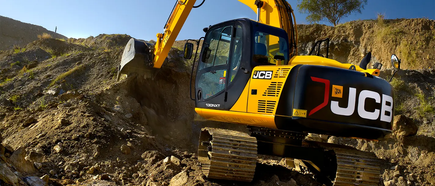 pt-BR 130NXT tracked excavator construction 