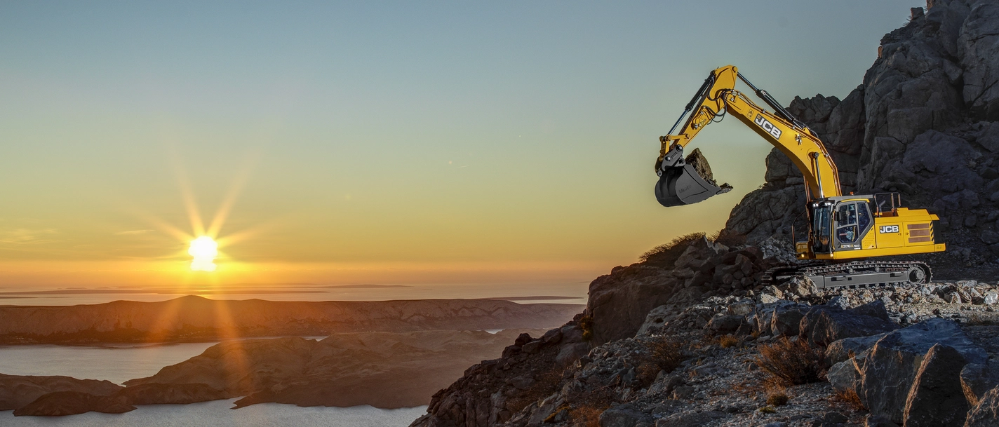 370X Tracked Excavator Master 7 4