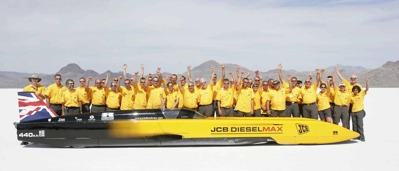 Dieselmax team celebrating the record