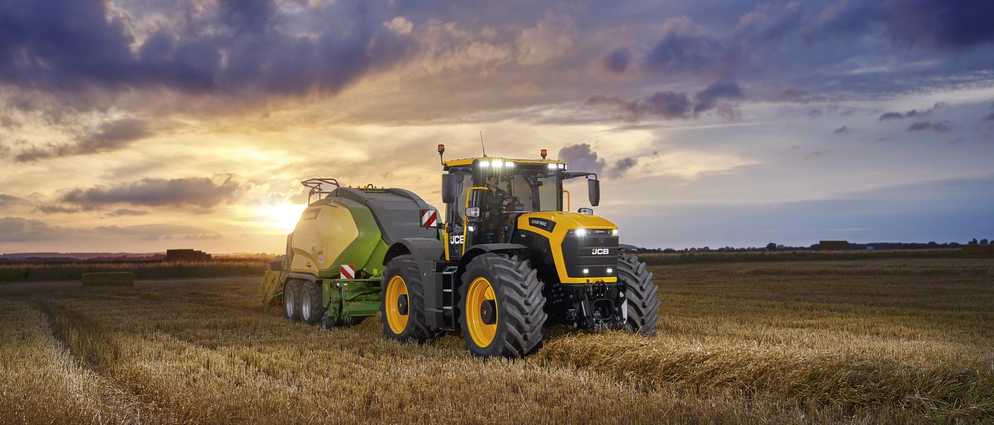 JCB Fastrac 6300 iCON - Press Image