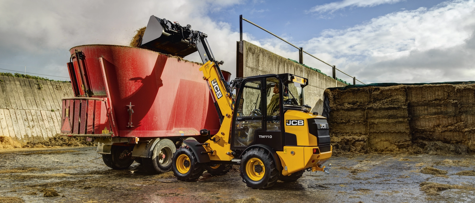 JCB TM110 Telescopic Loader Agriculture Press Image