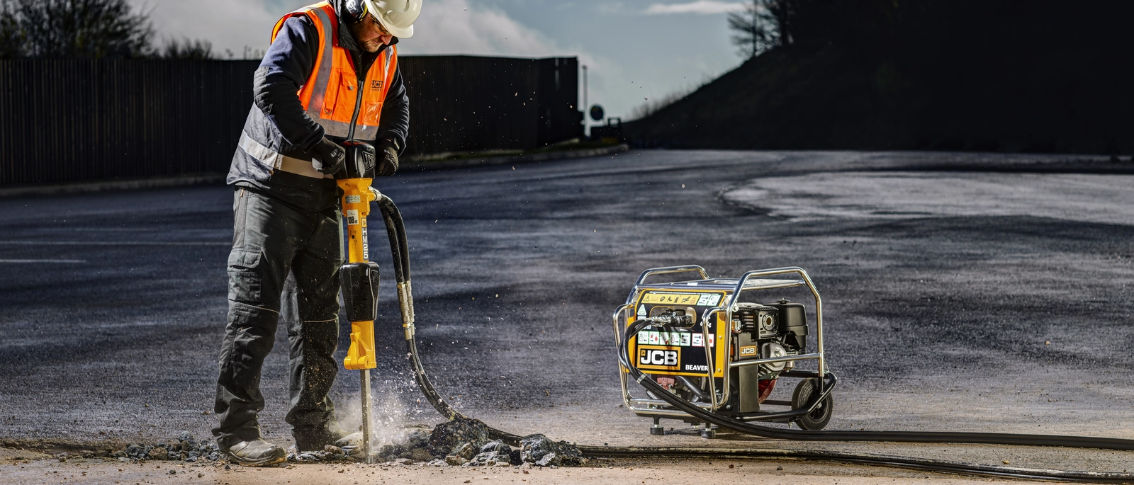 HM25 Breaker with a Beaver PowerPack JCB Attachments Light Equipment - application image