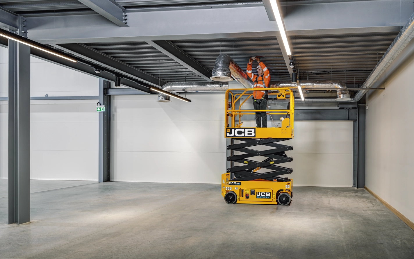 S1932E Electric Drive Access Platform