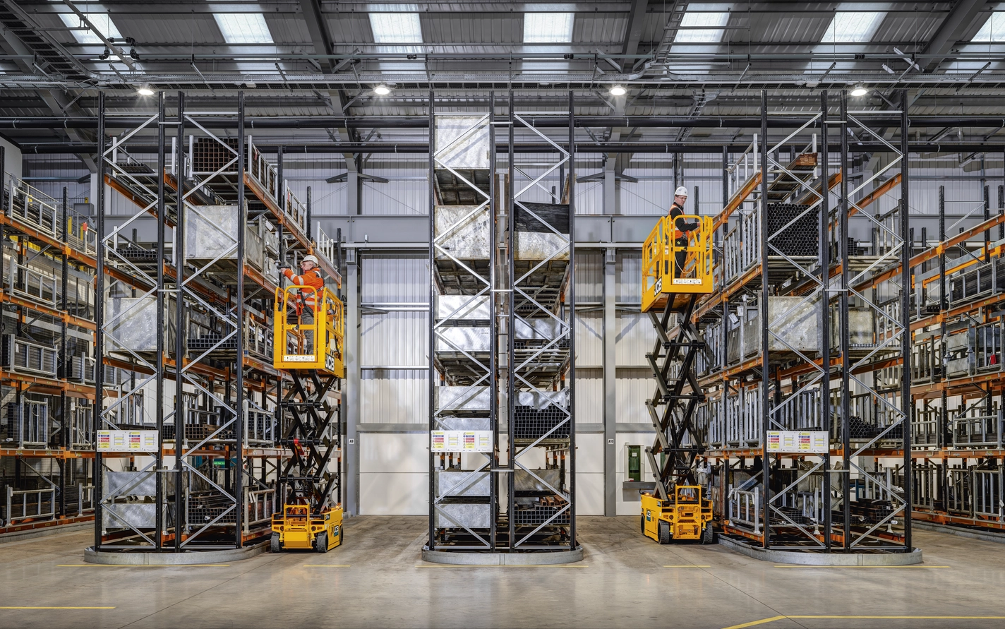S1932E & S3246E Electric Drive Access Platform
