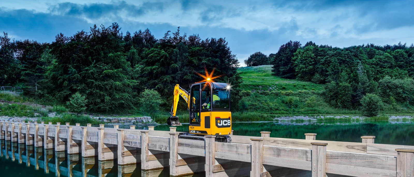  JCB 19C-1