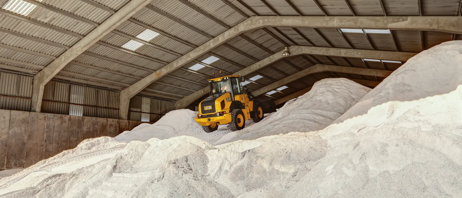 411 Agri Wheel Loader