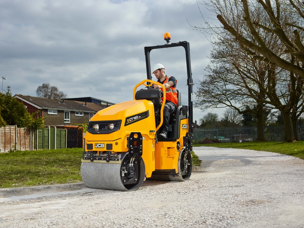 CT160 Vibratory Tandem Roller