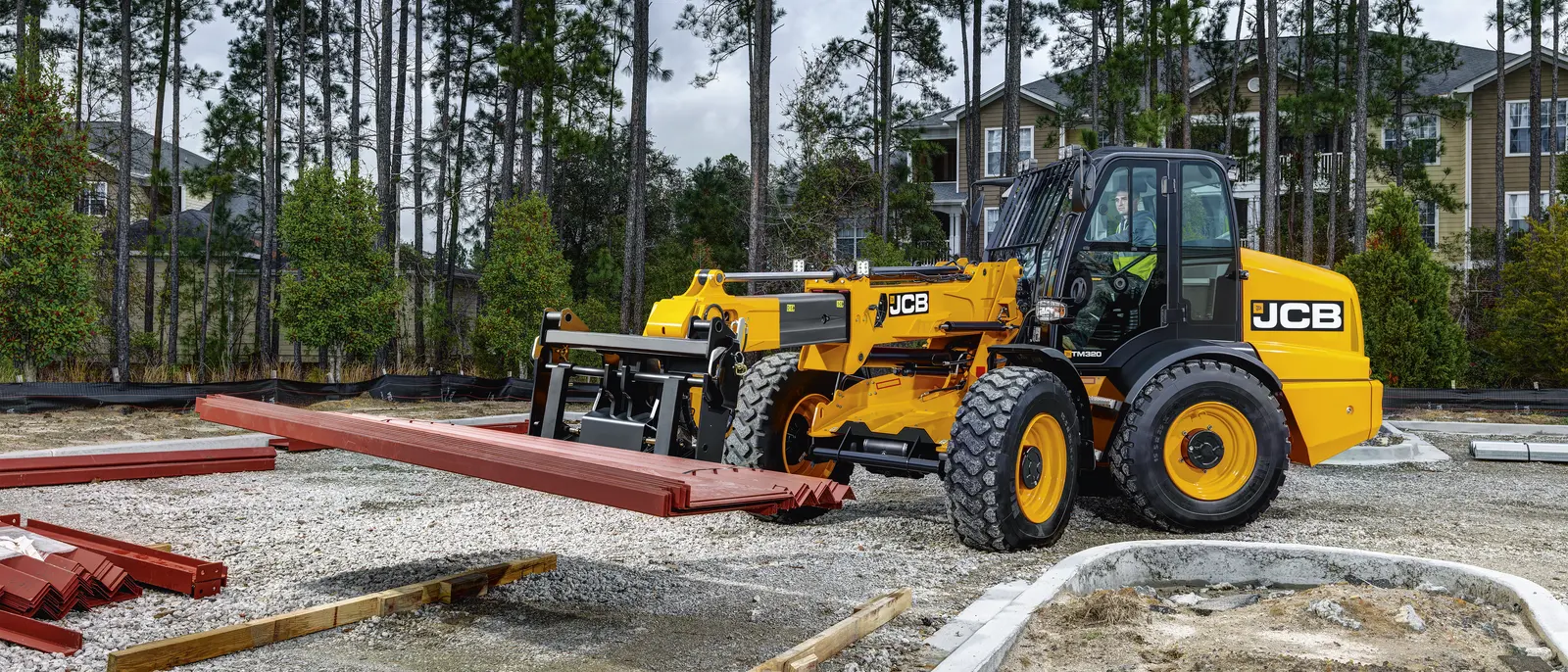 TM320 Con Telescopic Wheel Loader
