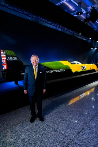 Lord Bamford with JCB Hydromax