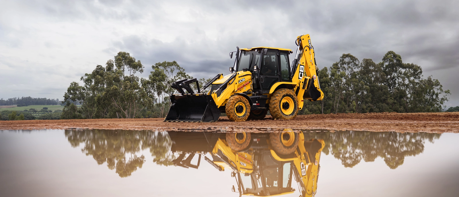 pt-BR 3CX Plus Backhoe Loader