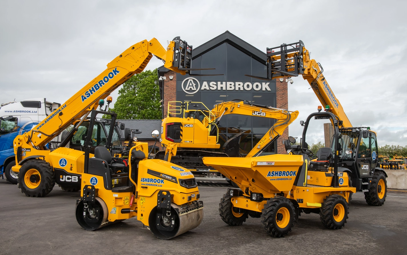 Cheshire family firm places £18 million machine order with JCB