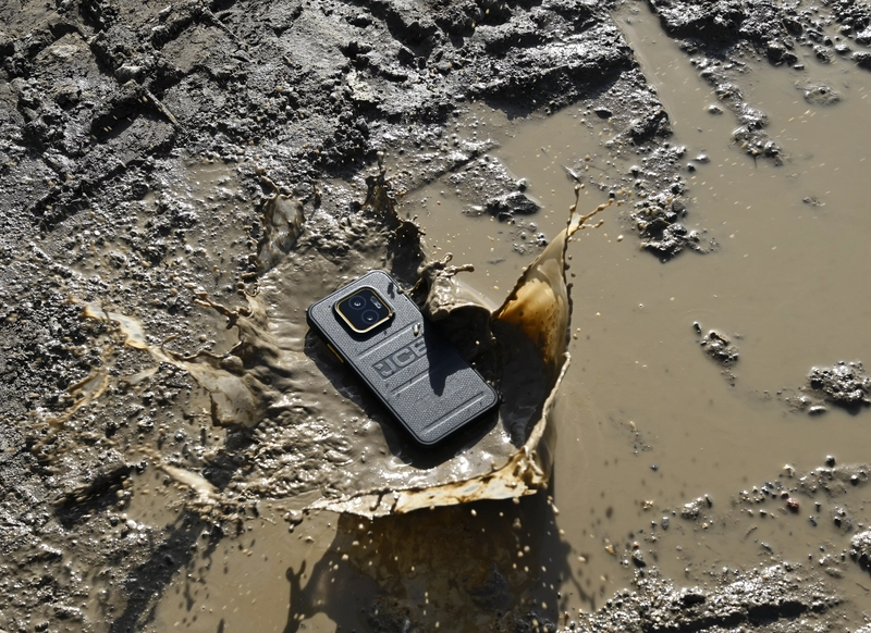 JCB Tough Phone