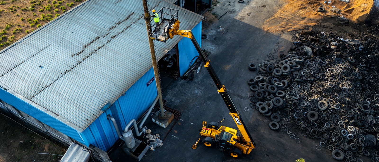 En-In-Telehandler-web banner-1336x573